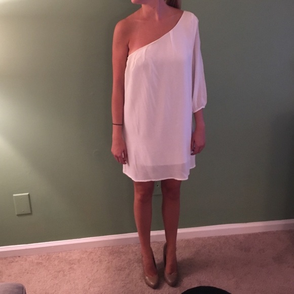 One shoulder white flowy dress