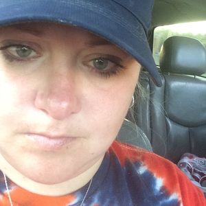 Meet your Posher, Kara