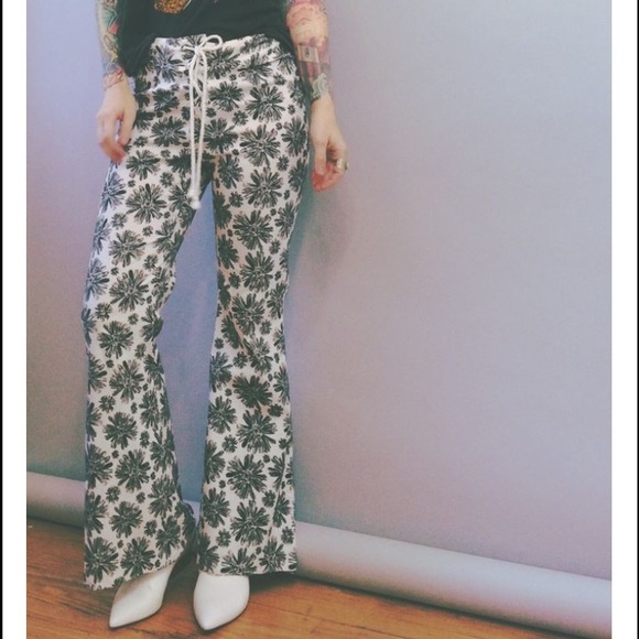 Pants - Flower print lace up bell bottoms🐇