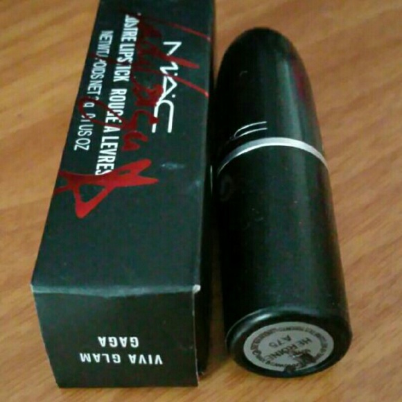MAC lipstick bundle