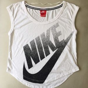 Nike cropped muscle tee
