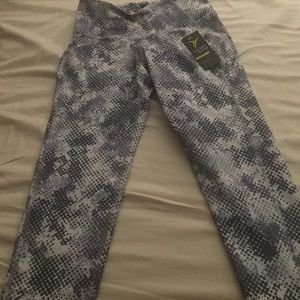 Capri active workout pants