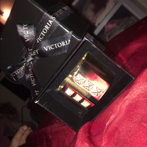 Victoria Secret Bracelet
