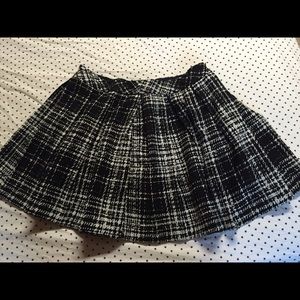 Banana Republic plaid pleated skirt size 14