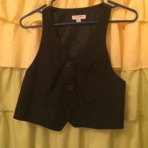 Maternity-button up vest