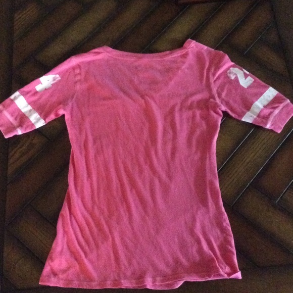 **Sold**Pink 100% cotton v-neck t-shirt size small - Picture 4 of 4