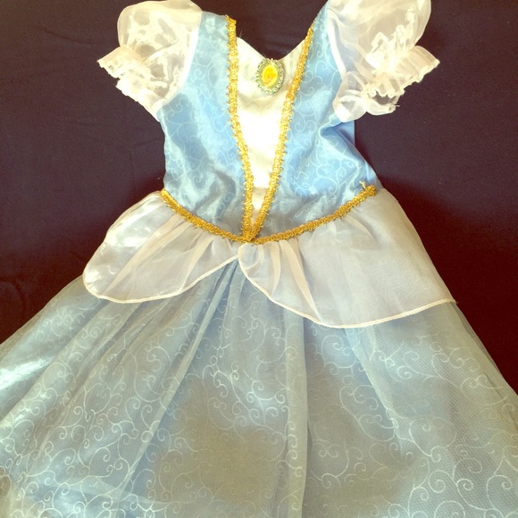 Cinderella custome .Toddler 3 T.