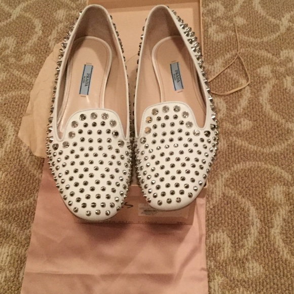 PRADA WHITE SILVER STUDDED LOAFERS SIZE 8.5 - Picture 3 of 4