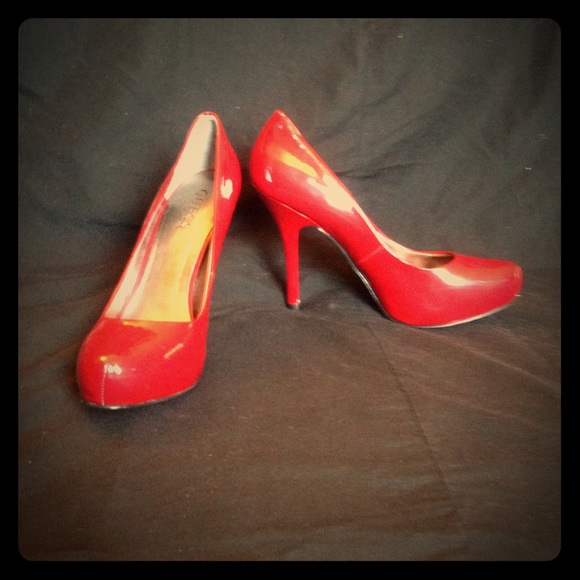 GUESS Shoes - Red Patent Guess Heels