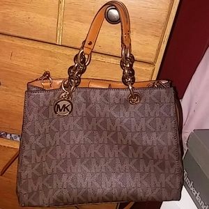 Micheal kors" FINAL PRICE "