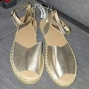 Girls old navy sandals