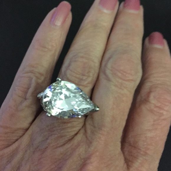 Sz 10 Cocktail Ring - Picture 2 of 5