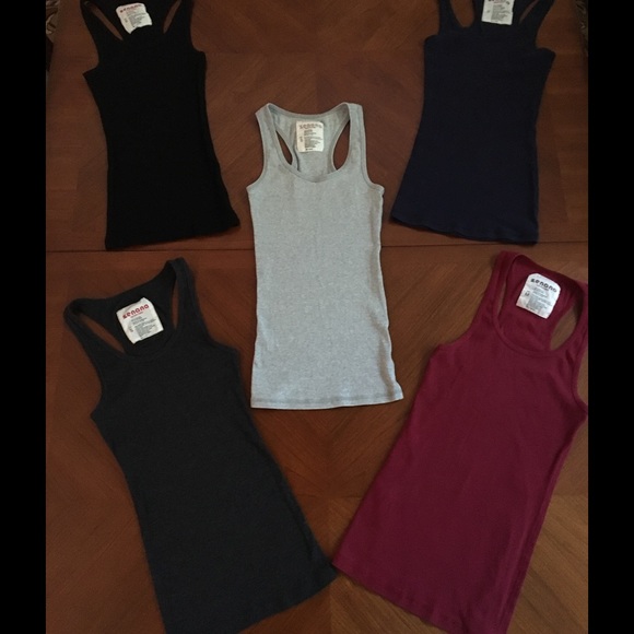 Zenana Outfitters Tops - Set of 5 racer back tank tops multi colored