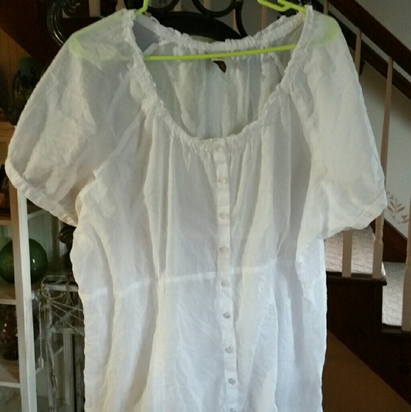 Sheet button down top