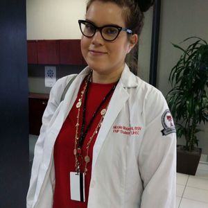 Meet your Posher, Nicole