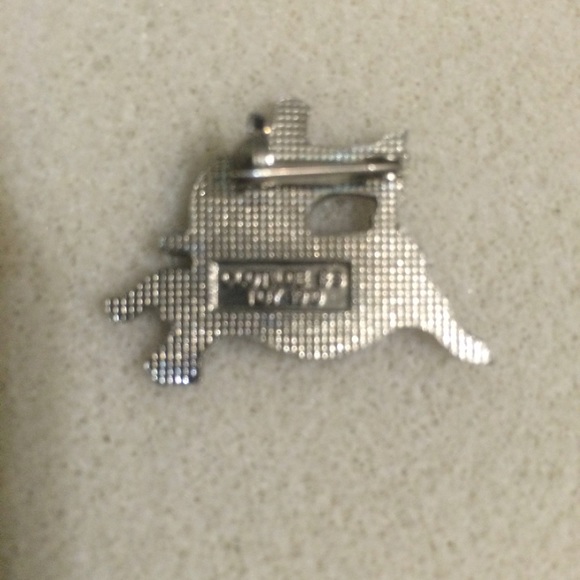 Seeing Machine Lapel Pin - Picture 2 of 2
