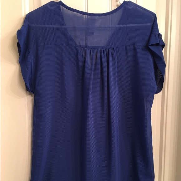 Blue blouse 💙 - Picture 2 of 2