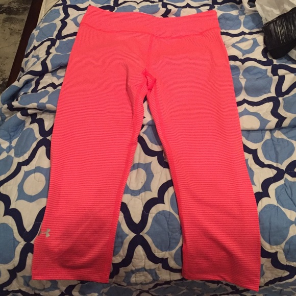 Under Armor Capri leggings