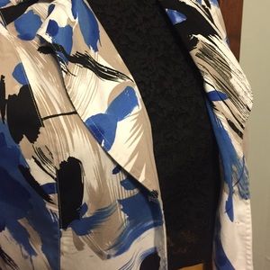 Fun Blazer with gathered sleeves!