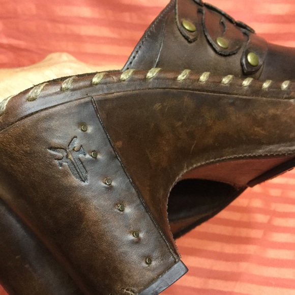 FRYE CHARLOTTE  Braided/studded mule heels 6 - Picture 4 of 4