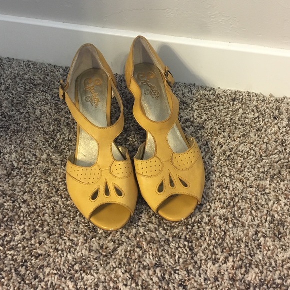 Seychelles Heels