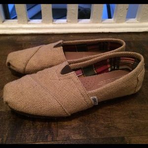 Natural Burlap Toms