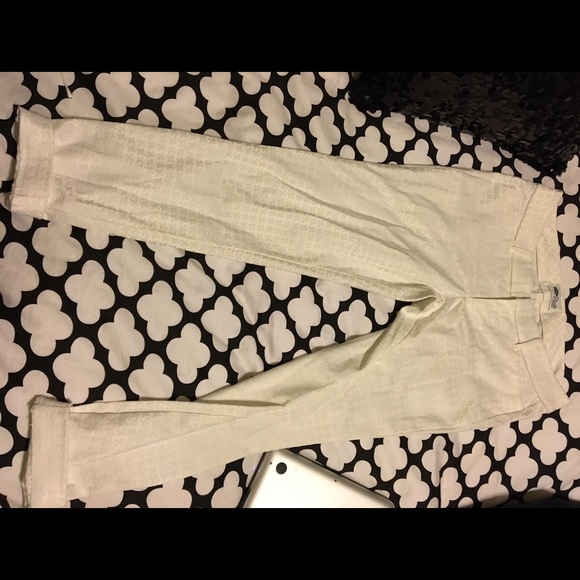 Old Navy pixie pants chinos size 6