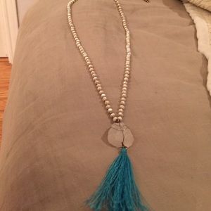 Long pearl and gold stone necklace w tassel