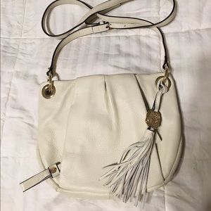 Vince Camuto Crossover bag!