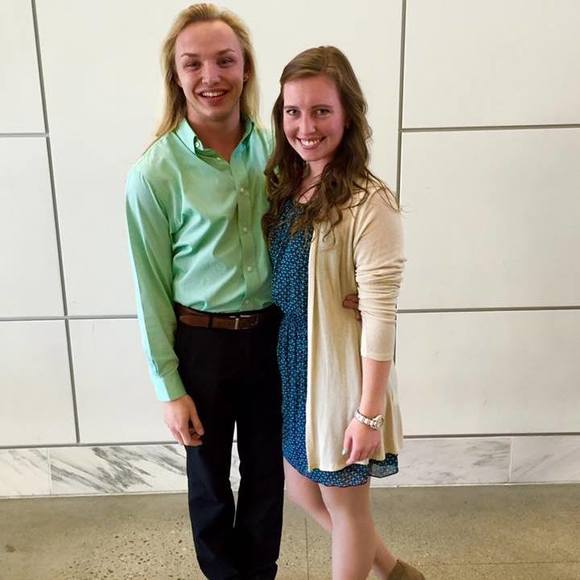 Meet your Posher, Zac