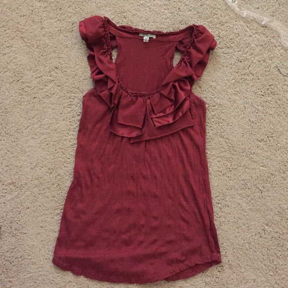 ❤️ Cute Anthropologie ruffle racer back top. ❤️