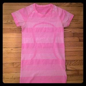 Lululemon Swiftly pink athletic tee