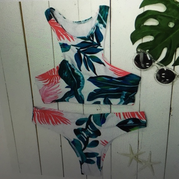 Cupshe prime of life leaves bikini set