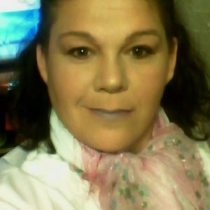 Meet your Posher, Robin