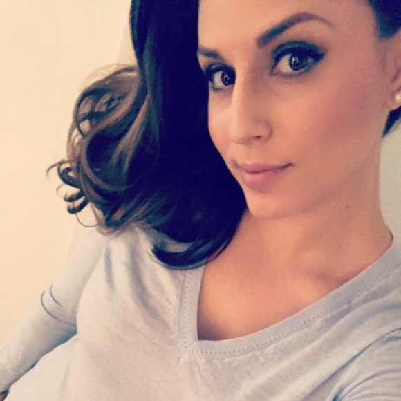 Meet your Posher, Jamie - Picture 2 of 2