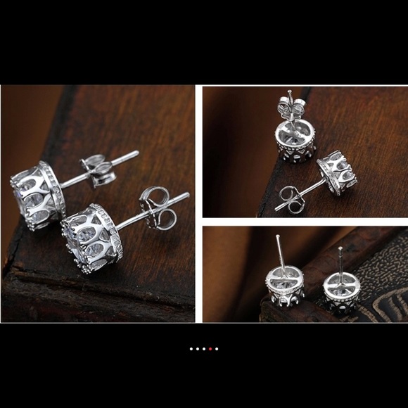 925 Sterling silver 8mm cz earrings - Picture 2 of 4