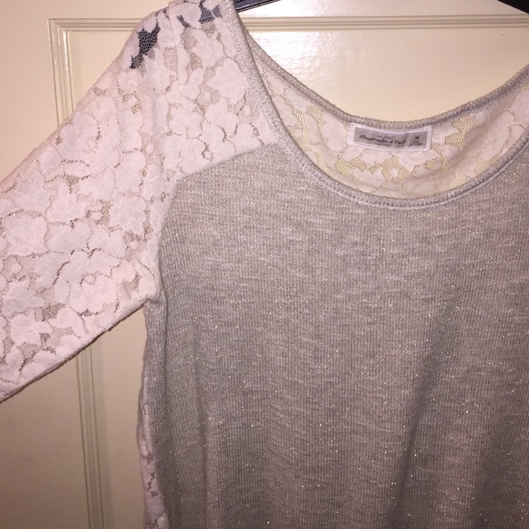 Abercrombie & Fitch Creme Lace Back Sweater - Picture 2 of 4