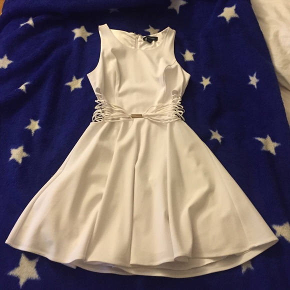 Cutout dress with detail