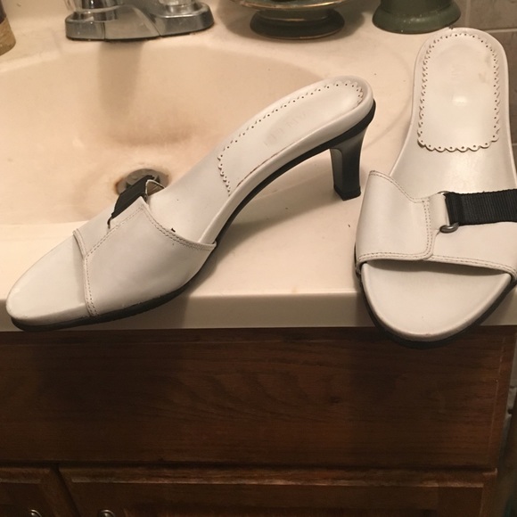 Van Eli shoes - Picture 4 of 4
