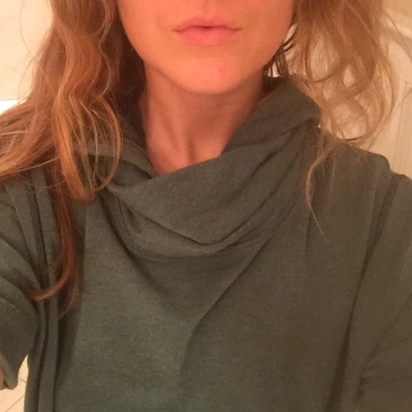 Lululemon sweatshirt with hood