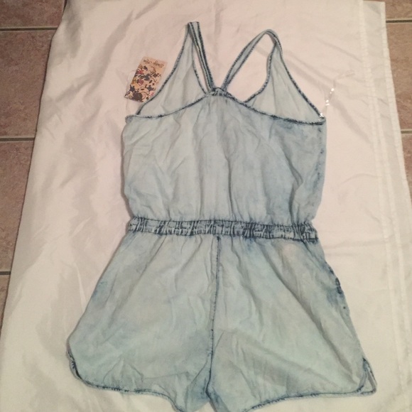 Romper - Picture 2 of 2