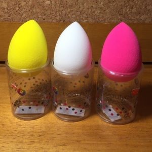 (3) "new with defect" blenders