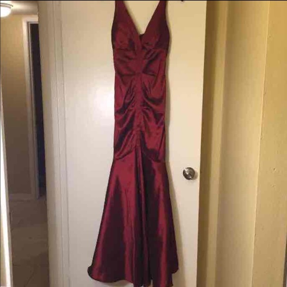 Burgundy prom/ ball dress