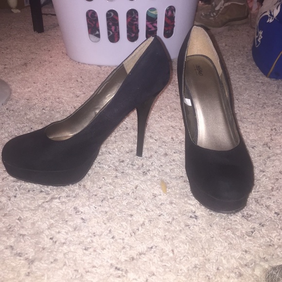 Mossimo Supply Co. Shoes - Mossimo Black platform heels