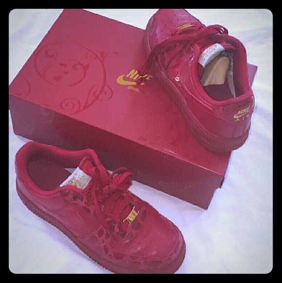 Nike Shoes - Nike Women's Air Force 1 '07 Sneakers