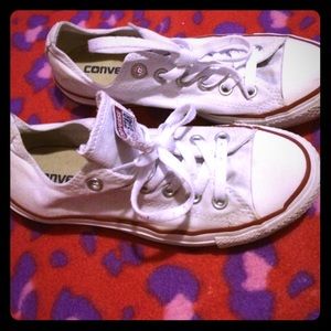 White Converse 🌟