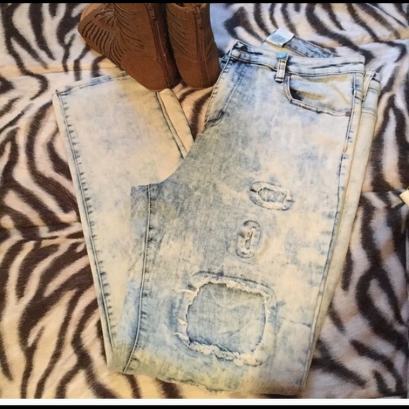 Denim - Acid washed skinny jeans
