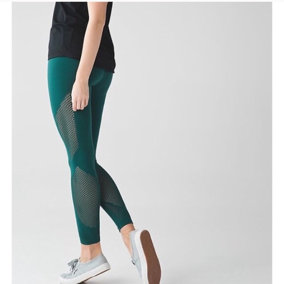 🍀🍀🍀Lululemon enlighten tight