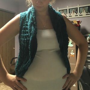 Teal knitted vest