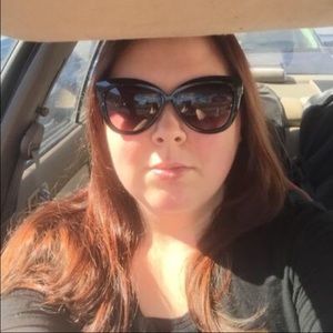 Meet your Posher, Deborah